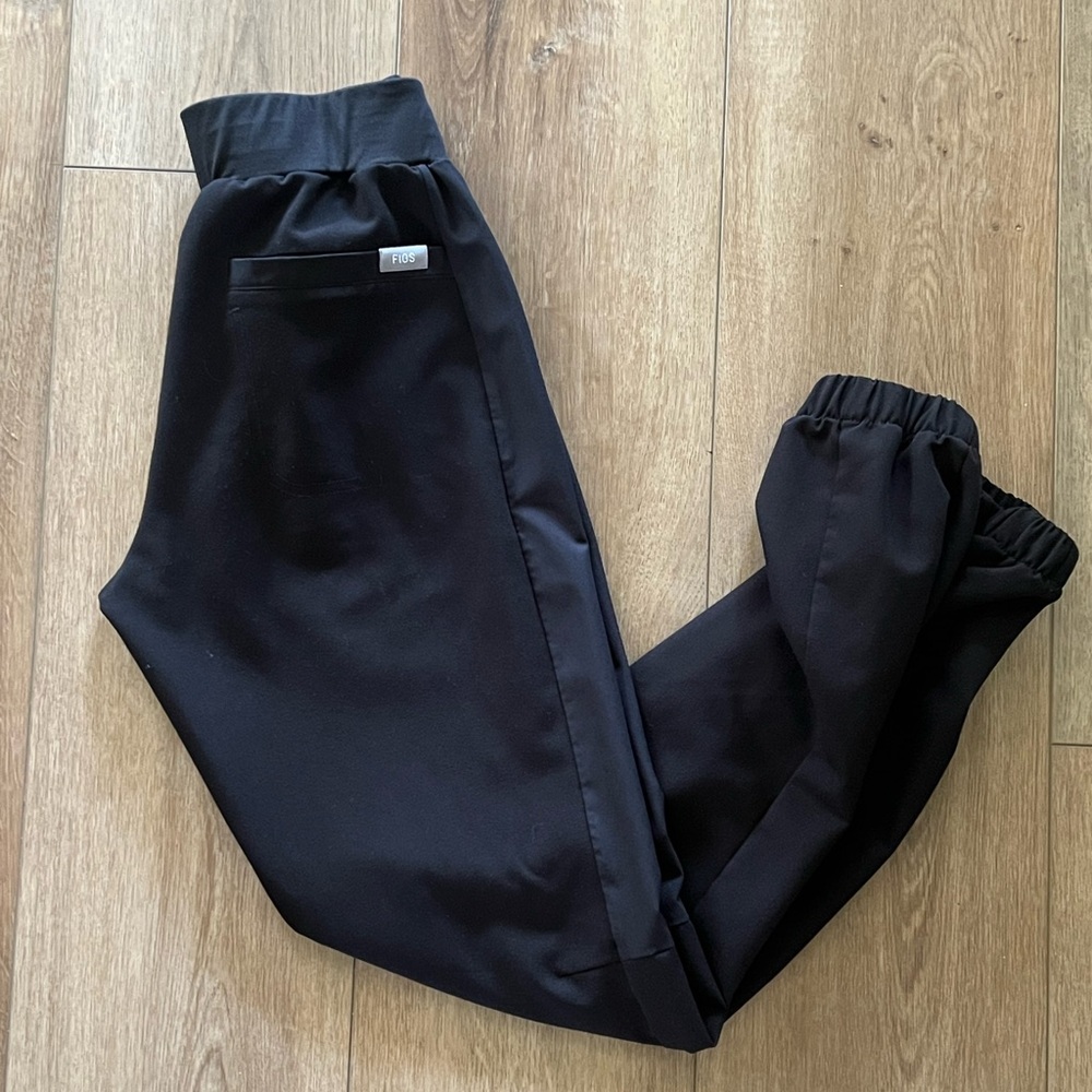 Figs Black Women’s Granville Skinny Jogger Scrub pants XXS